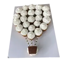Hot air balloon cupcake cake