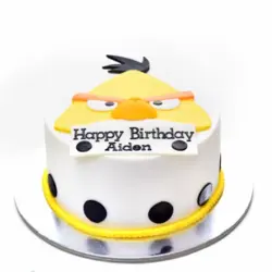 Angry bird cake
